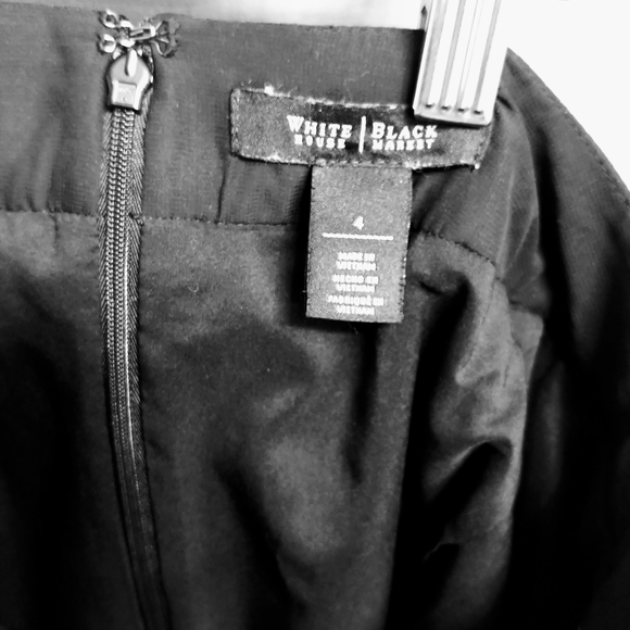 White House Black Market 🌿Casual Skirt - Picture 3 of 11